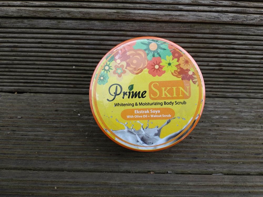 Prime Skin Whitening and Moisturizing Body Scrub